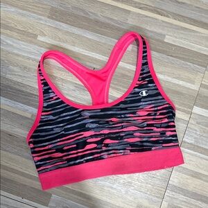 Champion medium impact sports bra size women’s medium